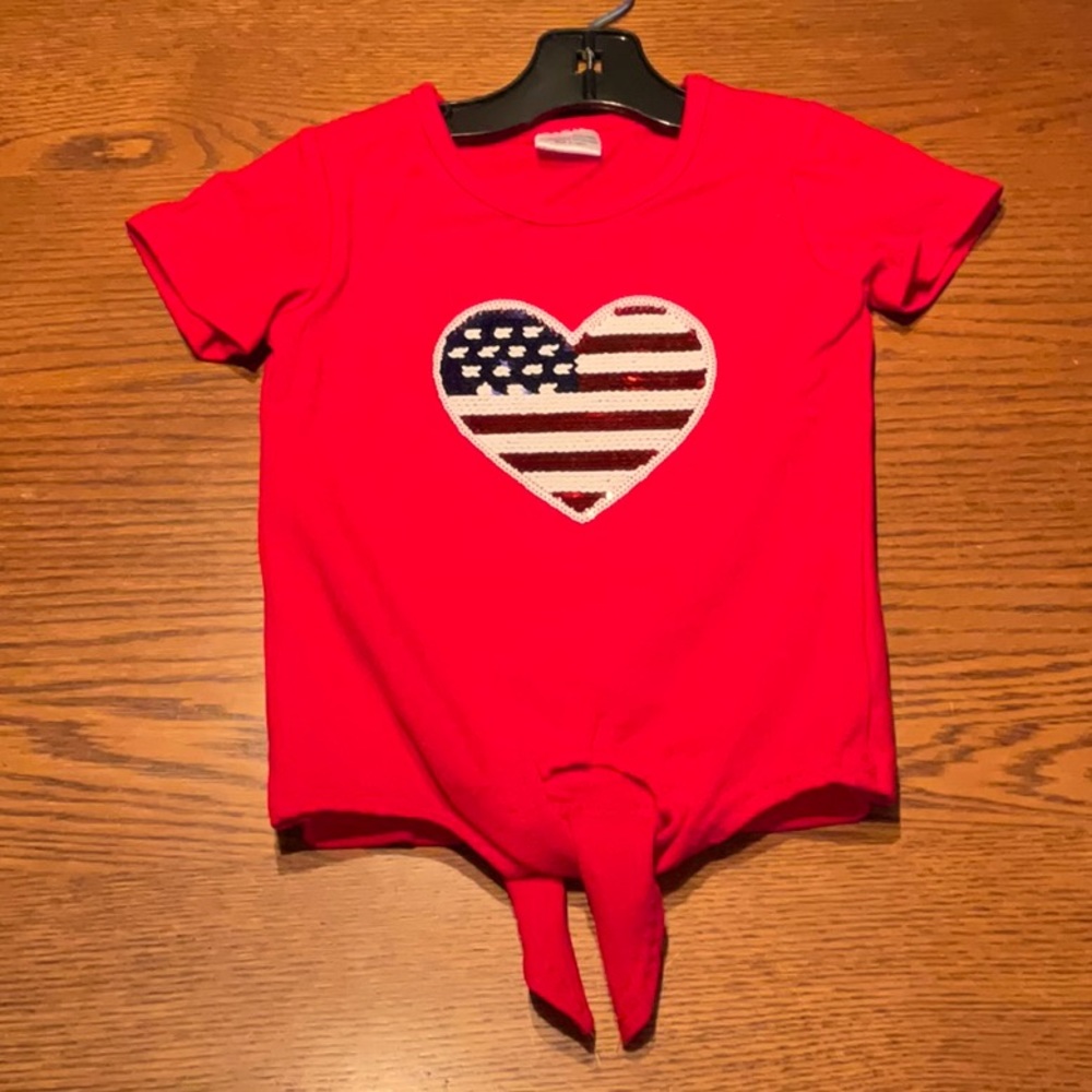 Honeydew brand – patriotic heart shirt – new